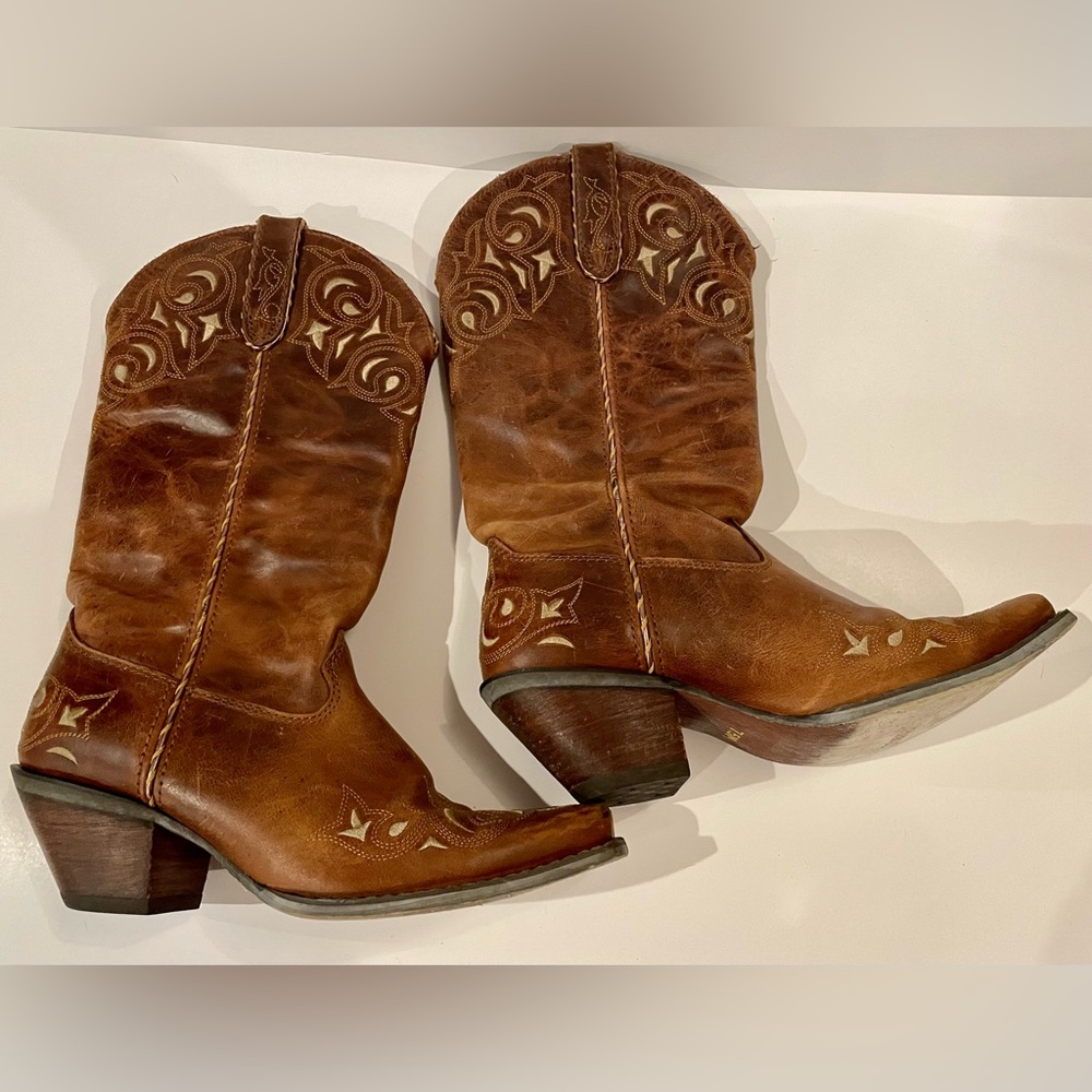 Durango Western embroidered leather Boots Sz 7.5